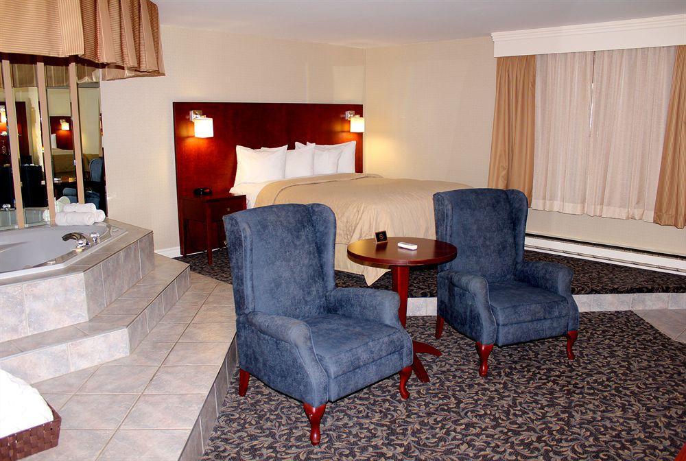 Quality Inn Mont-Laurier Eksteriør bilde