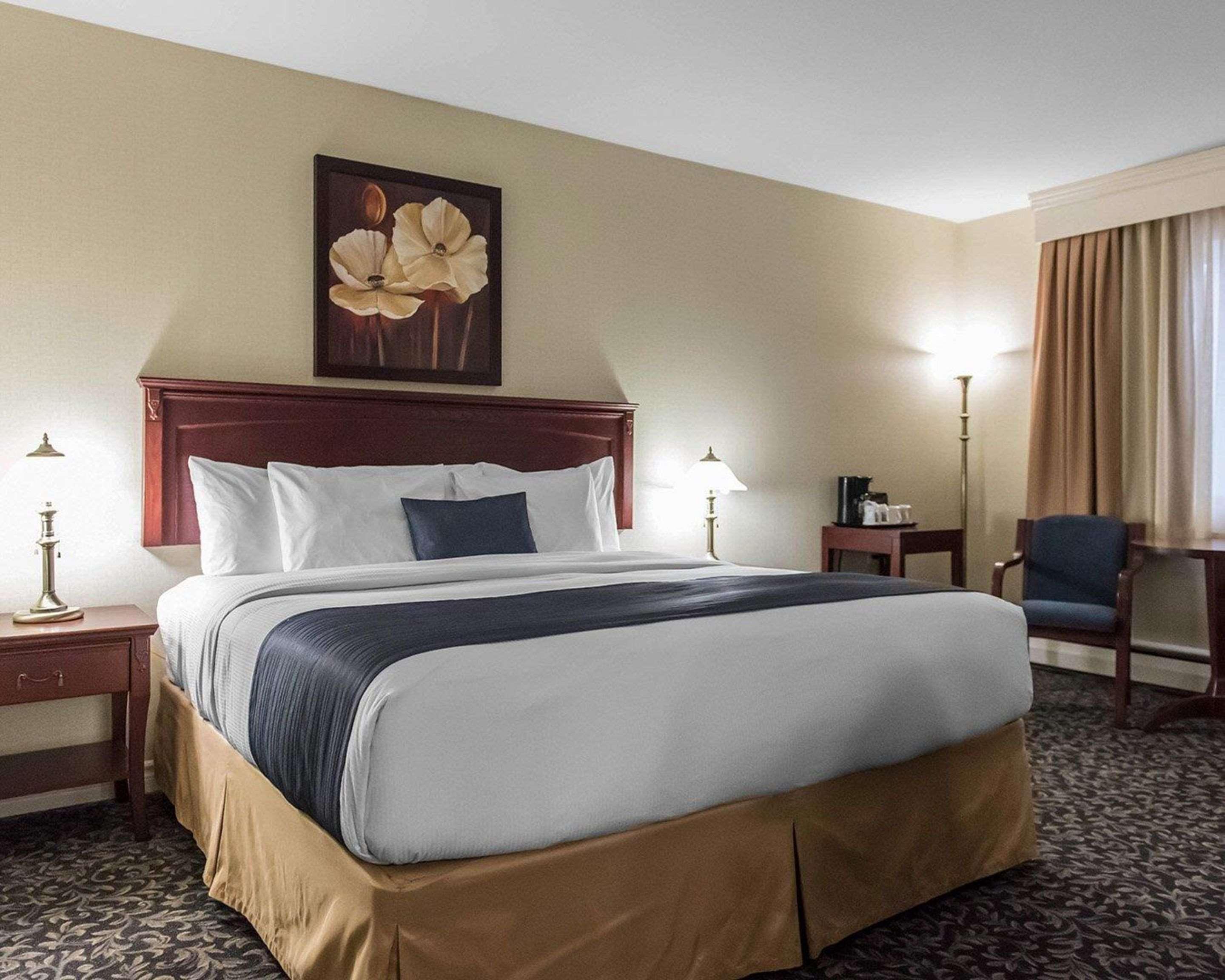 Quality Inn Mont-Laurier Eksteriør bilde