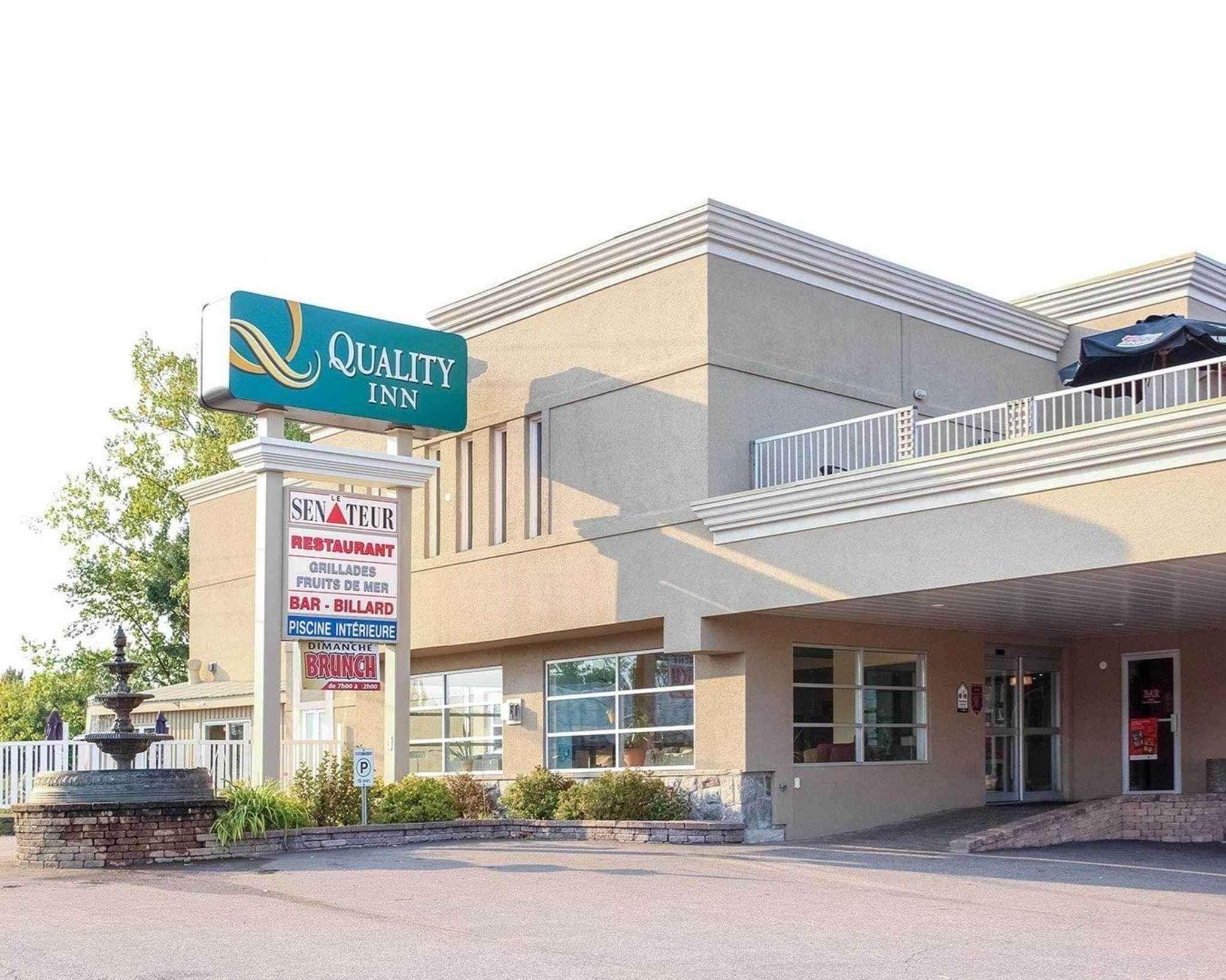 Quality Inn Mont-Laurier Eksteriør bilde