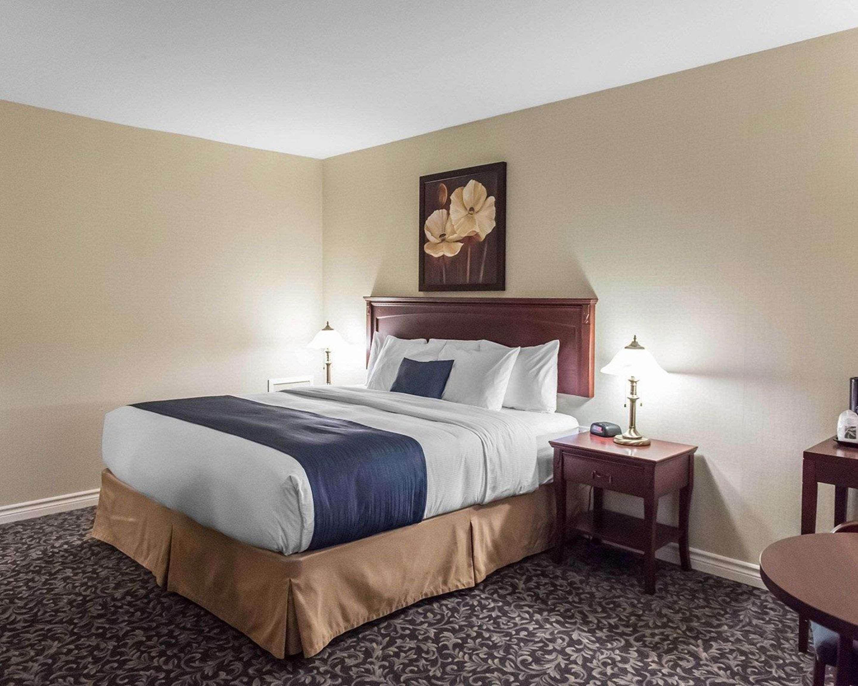 Quality Inn Mont-Laurier Eksteriør bilde