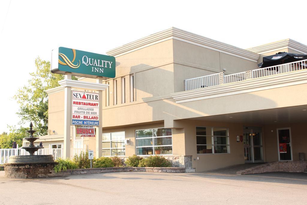 Quality Inn Mont-Laurier Eksteriør bilde